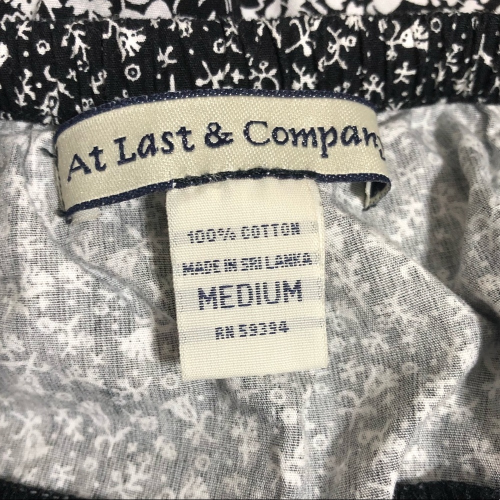 Last Chance $7 or 👛5/$25 At Last & Company Cotton Skirt Black/White M - Picture 4 of 5